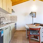 One Bedroom With Private Bathroom And Kitchen *