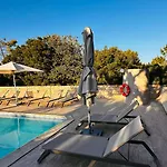 One Bedroom With Private Bathroom And Kitchen