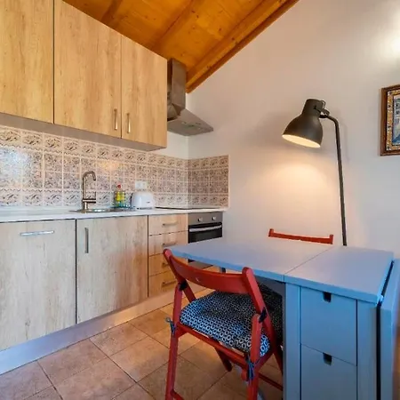 One Bedroom With Private Bathroom And Kitchen Chalet *