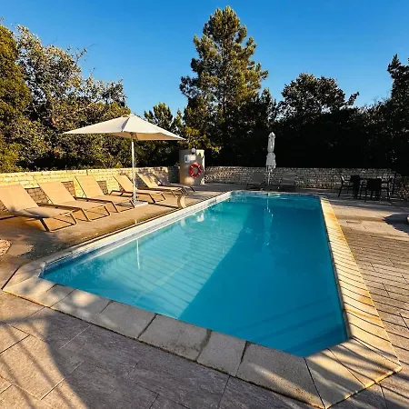 One Bedroom With Private Bathroom And Kitchen Dağ evi *