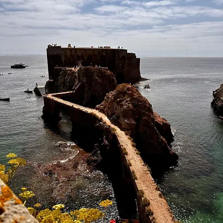 One Bedroom With Private Bathroom And Kitchen