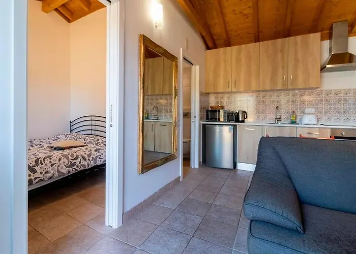 One Bedroom With Private Bathroom And Kitchen Dağ evi *