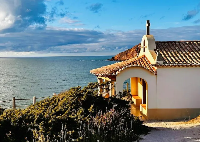 One Bedroom With Private Bathroom And Kitchen Σαλέ Alcobaça