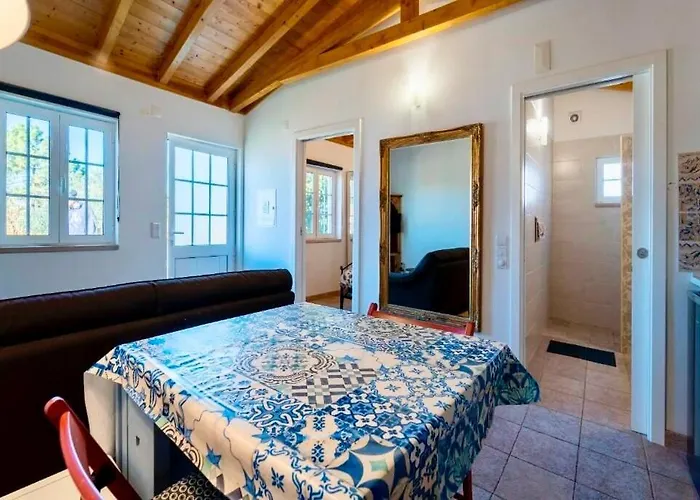Dağ evi One Bedroom With Private Bathroom And Kitchen *