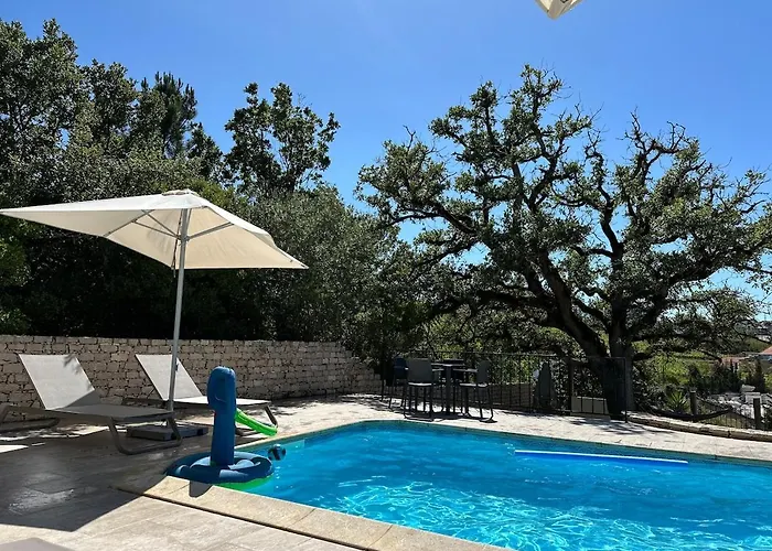 One Bedroom With Private Bathroom And Kitchen * Alcobaça